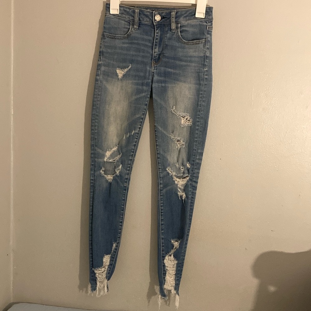 American eagle super distressed high rise jegging